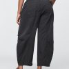 Pantaloni a vita media in twill Pantaloni a vita media in twill