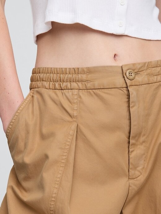 Pantaloni a vita media in twill Pantaloni a vita media in twill