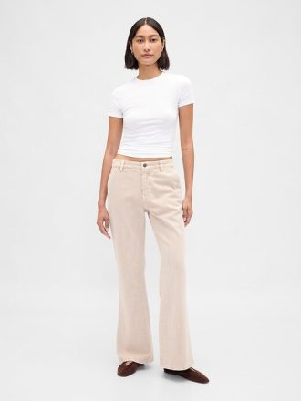 Pantaloni cachi a vita bassa