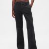 Pantaloni cachi a vita bassa Pantaloni cachi a vita bassa