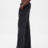 Pantaloni cachi a vita bassa Pantaloni cachi a vita bassa