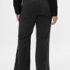 Pantaloni cachi a vita bassa Pantaloni cachi a vita bassa