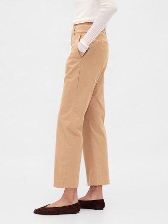 Pantaloni cachi dritti a vita media