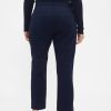 Pantaloni cachi dritti a vita media Pantaloni cachi dritti a vita media