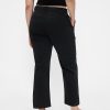 Pantaloni cachi dritti a vita media Pantaloni cachi dritti a vita media