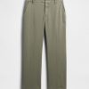 Pantaloni cachi dritti a vita media Pantaloni cachi dritti a vita media