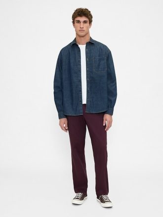 Pantaloni cachi dritti moderni