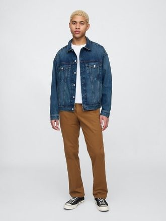 Pantaloni cachi dritti moderni