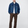 Pantaloni cachi dritti moderni Pantaloni cachi dritti moderni