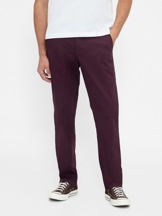Pantaloni cachi dritti moderni