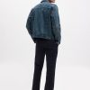 Pantaloni cachi dritti moderni Pantaloni cachi dritti moderni