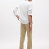 Pantaloni cachi dritti moderni Pantaloni cachi dritti moderni