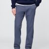 Pantaloni cachi dritti moderni Pantaloni cachi dritti moderni