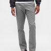 Pantaloni cachi dritti moderni Pantaloni cachi dritti moderni