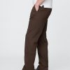 Pantaloni cachi dritti moderni Pantaloni cachi dritti moderni