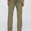 Pantaloni cachi dritti moderni Pantaloni cachi dritti moderni