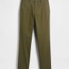 Pantaloni cachi dritti moderni Pantaloni cachi dritti moderni