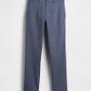 Pantaloni cachi dritti moderni Pantaloni cachi dritti moderni