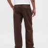 Pantaloni cachi larghi moderni Pantaloni cachi larghi moderni