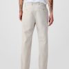 Pantaloni cachi moderni dalla vestibilità rilassata Pantaloni cachi moderni dalla vestibilità rilassata