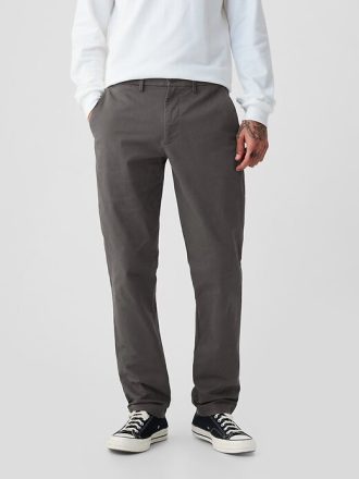 Pantaloni cachi slim