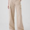 Pantaloni cargo larghi color cachi a vita media Pantaloni cargo larghi color cachi a vita media