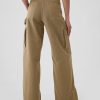 Pantaloni cargo larghi color cachi a vita media Pantaloni cargo larghi color cachi a vita media