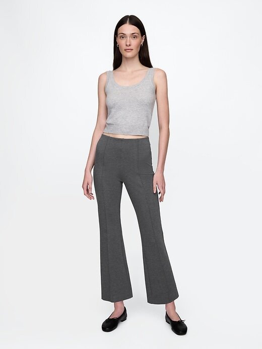 Pantaloni crop a vita alta in maglia doppia Pantaloni crop a vita alta in maglia doppia
