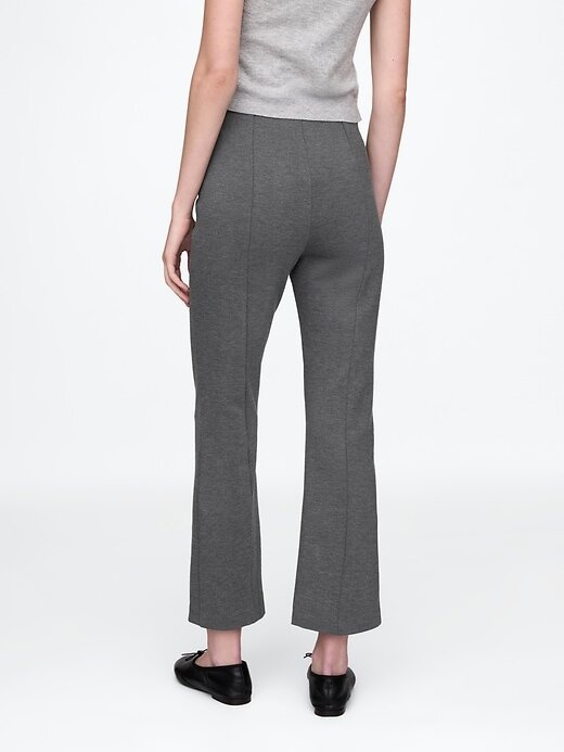 Pantaloni crop a vita alta in maglia doppia Pantaloni crop a vita alta in maglia doppia