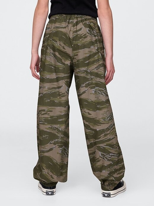 Pantaloni da jogging larghi in popeline per bambini Pantaloni da jogging larghi in popeline per bambini