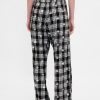 Pantaloni da pigiama in flanella con teschio per adulti Gap × Disney The Nightmare Before Christmas di Tim Burton Pantaloni da pigiama in flanella con teschio per adulti Gap × Disney The Nightmare Before Christmas di Tim Burton