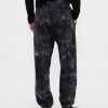 Pantaloni della tuta larghi con teschio Gap × Disney di Tim Burton, The Nightmare Before Christmas Pantaloni della tuta larghi con teschio Gap × Disney di Tim Burton, The Nightmare Before Christmas