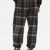 Pantaloni della tuta larghi e pesanti Pantaloni della tuta larghi e pesanti