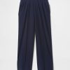 Pantaloni GapFit Tech a vita alta con orlo diviso Pantaloni GapFit Tech a vita alta con orlo diviso