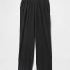 Pantaloni GapFit Tech a vita alta con orlo diviso Pantaloni GapFit Tech a vita alta con orlo diviso