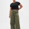 Pantaloni larghi facili a vita media Pantaloni larghi facili a vita media