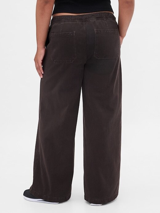 Pantaloni larghi facili a vita media Pantaloni larghi facili a vita media