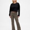 Pantaloni lunghi e attillati in twill a vita bassa Pantaloni lunghi e attillati in twill a vita bassa