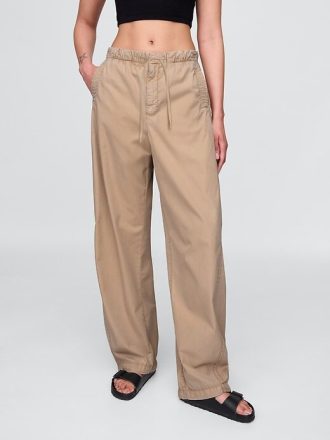 Pantaloni paracadute a vita media