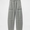 Pantaloni utility a vita media Pantaloni utility a vita media