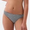 Slip bikini classico a vita bassa