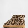 Stivali per bambini in pelle scamosciata vegana con fodera in sherpa Stivali per bambini in pelle scamosciata vegana con fodera in sherpa