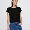 T-shirt con risvolto in misto lino T-shirt con risvolto in misto lino