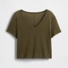 T-shirt corta con scollo a V in misto lino T-shirt corta con scollo a V in misto lino