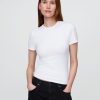 T-shirt in jersey a maglia stretta T-shirt in jersey a maglia stretta