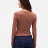 T-shirt in jersey a maglia stretta T-shirt in jersey a maglia stretta