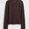 T-shirt in jersey a maglia stretta T-shirt in jersey a maglia stretta
