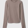T-shirt in jersey a maglia stretta T-shirt in jersey a maglia stretta