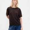 T-shirt in misto lino T-shirt in misto lino
