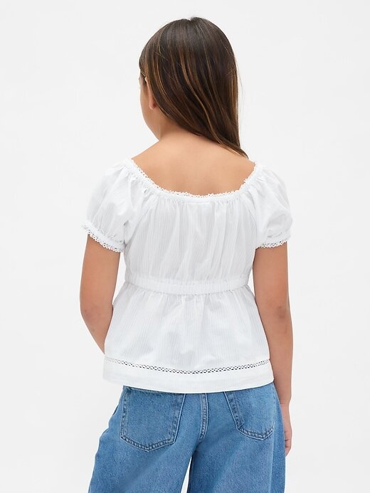 Top aderente con maniche a sbuffo per bambini Top aderente con maniche a sbuffo per bambini